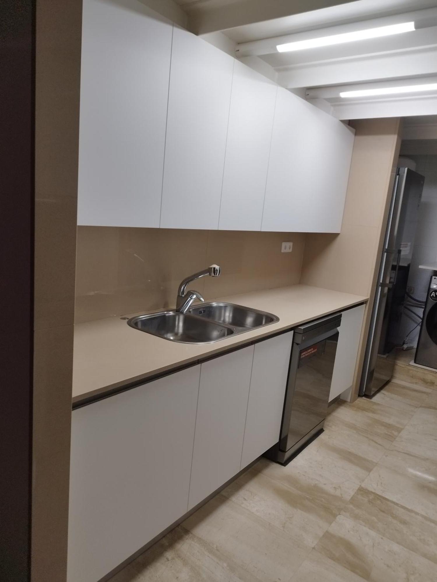 Doble Con Bano Privado Y Desayuno Incluido * Viladecans