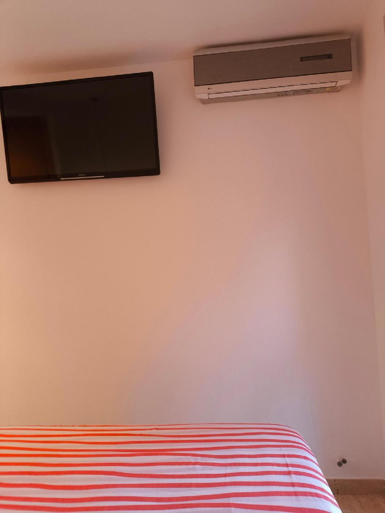 Homestay Doble Con Bano Privado Y Desayuno Incluido Viladecans