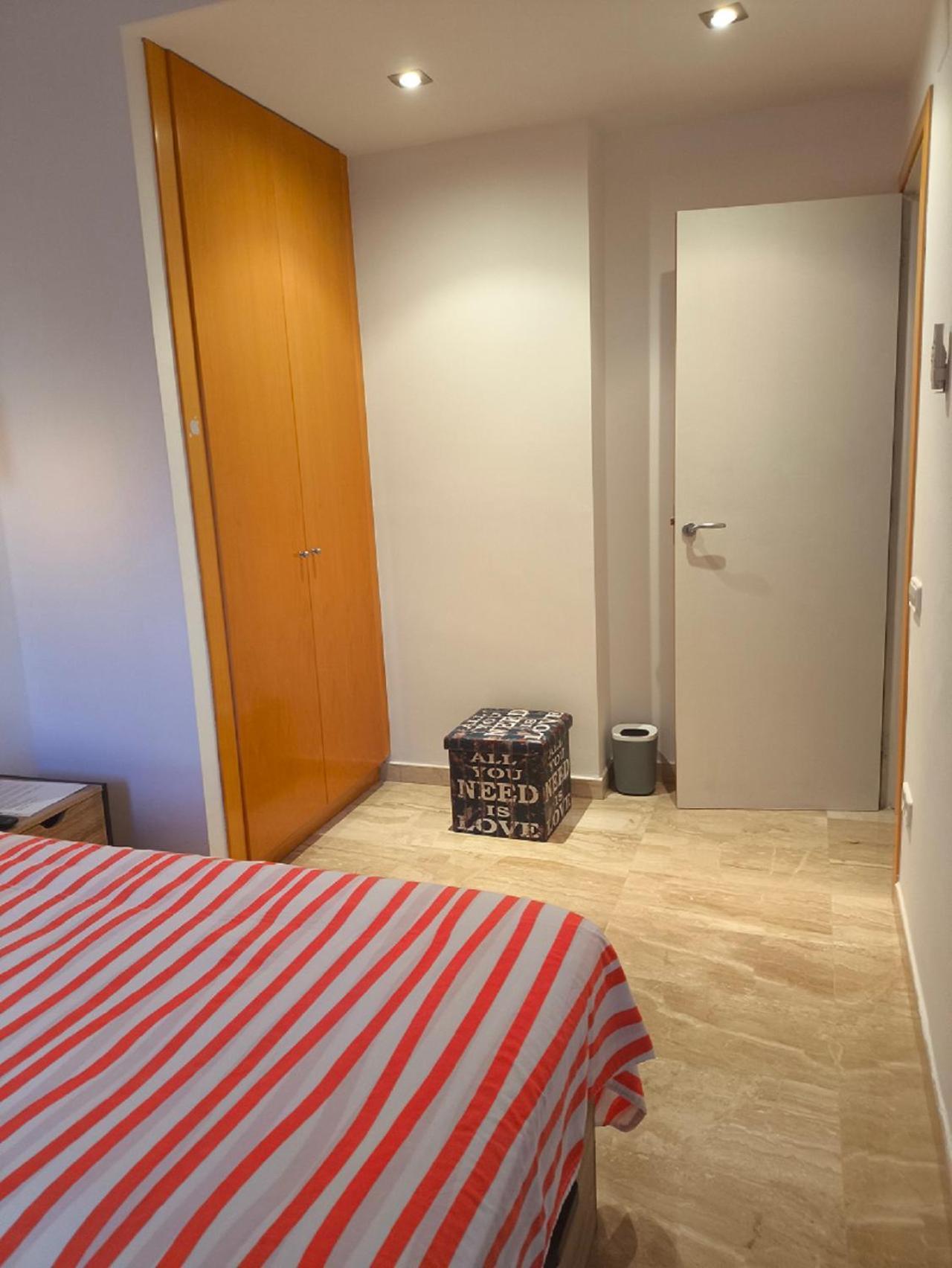 Doble Con Bano Privado Y Desayuno Incluido *