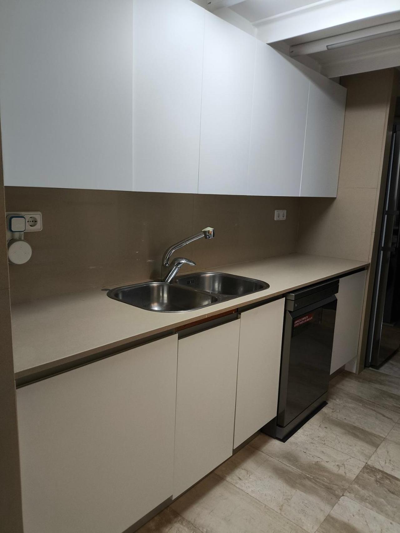 Homestay Doble Con Bano Privado Y Desayuno Incluido *